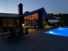 Delicious pool villa near Tylösand, Halmstad